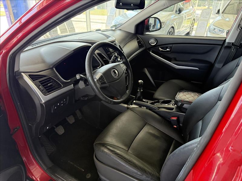 SsangYong Korando 2,0   110 kW,SERVISKA,4x4, - fotka 7 z 25