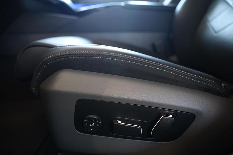BMW i5 eDrive40 Sedan - fotka 25 z 34
