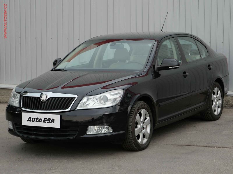 Škoda Octavia (2009) 1.4 TSi, ČR, Elegance, TZ - fotka 3 z 19