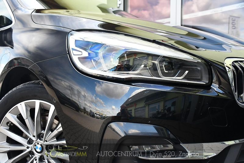 BMW Řada 2 216d GRAND TOURER TAŽNÉ 7MÍST - fotka 53 z 54