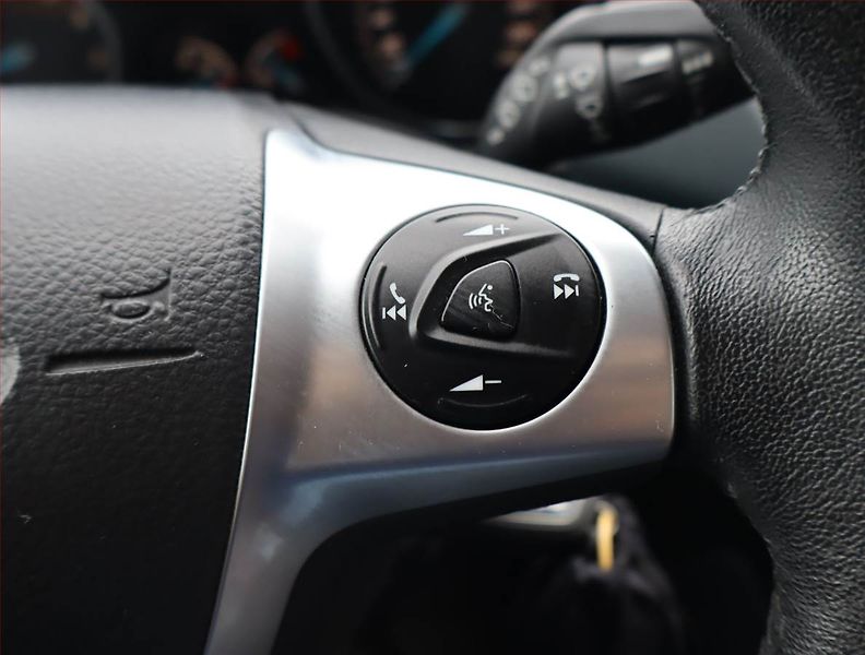 Ford C-MAX (2015) 1.0 EcoBoost, Serv.kniha - fotka 17 z 21