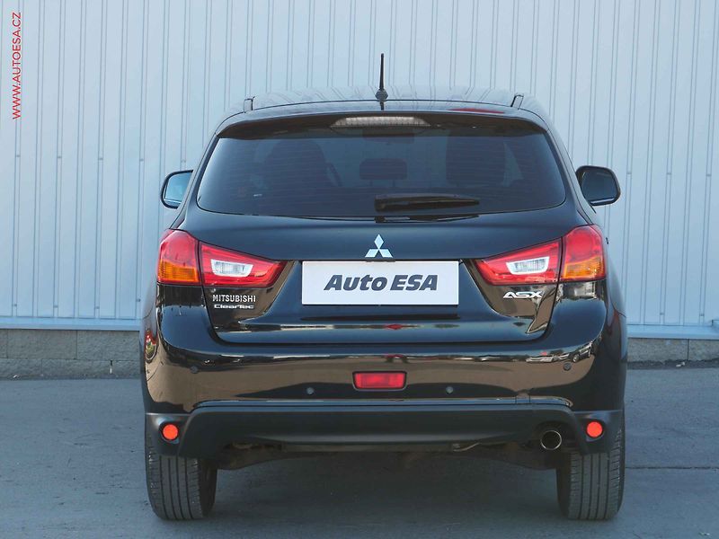 Mitsubishi ASX (2016) 1.6i 16V, ČR, AC, tempo - fotka 5 z 17