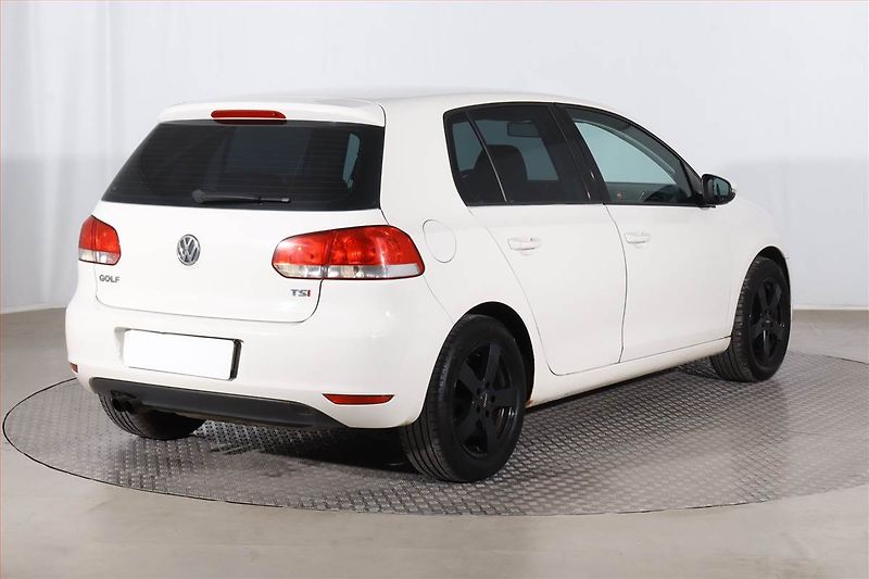 Volkswagen Golf (2010) 1.4 TSI, Tempomat - fotka 5 z 18