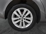 Volkswagen Touran (2012) 1.2 TSI, 7 míst, Navi - náhled 15