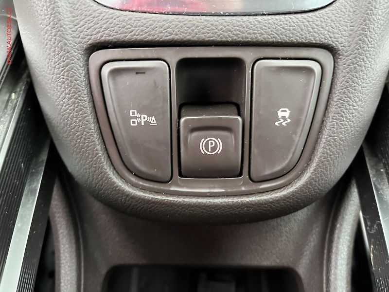 Opel Zafira (2016) 1.4T, ČR, AT, navi, park - fotka 21 z 24