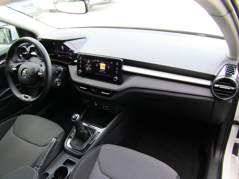 Škoda Fabia IV Selection 1.0 MPI /59 kW - fotka 20 z 30