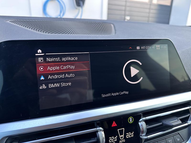 BMW Řada 4 M440i xDrive GranCoupé - fotka 22 z 30