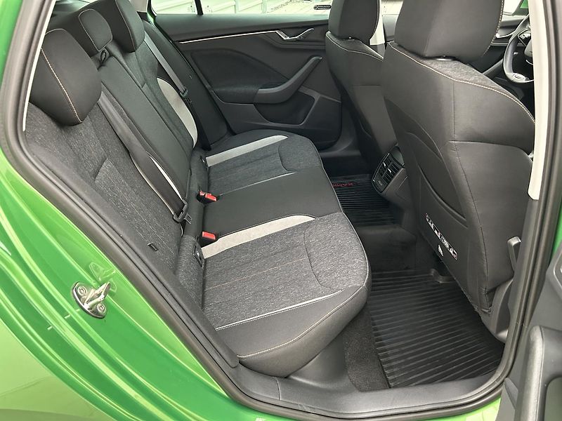 Škoda Kamiq 1.5 TSI Style - fotka 8 z 26