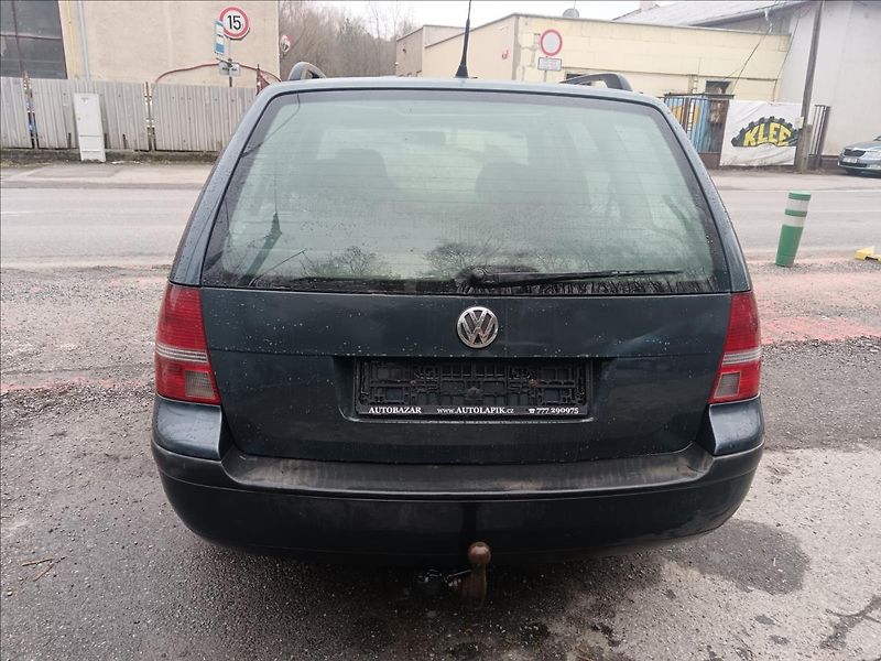 Volkswagen Golf Variant 1,9 TDi automat  Ocean - fotka 9 z 14