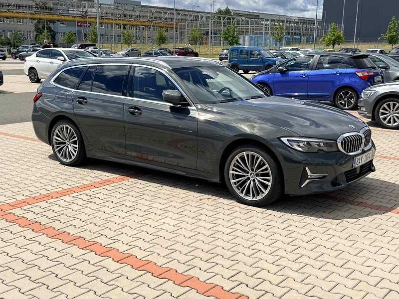 BMW Řada 3 (2021) 320d 2.0 xDrive AT Touring - fotka 5 z 18