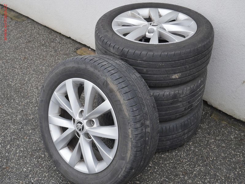 Škoda Octavia (2019) 1.6 TDi, ČR, DSG, LED, autoAC - fotka 26 z 26