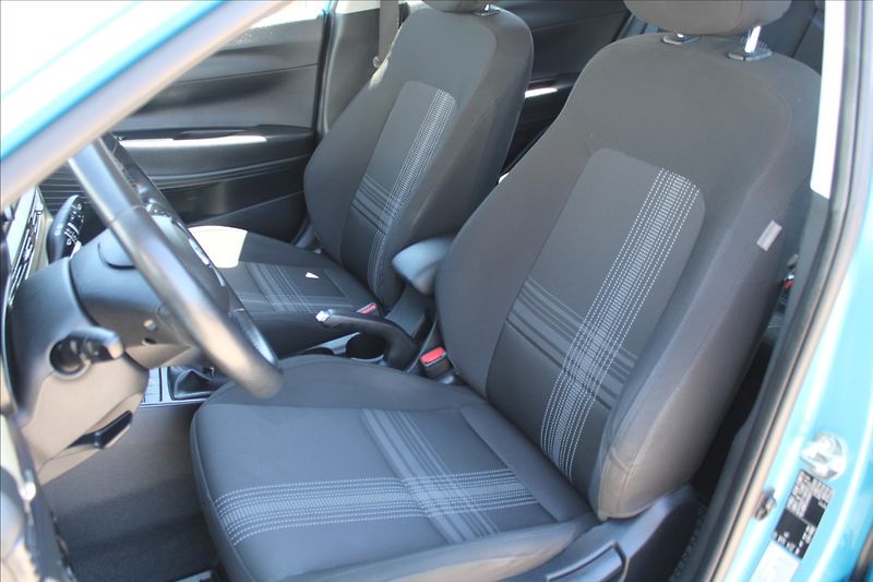 Hyundai i20 1,2 i  ČR,36.633KM,ZÁRUKA - fotka 23 z 30