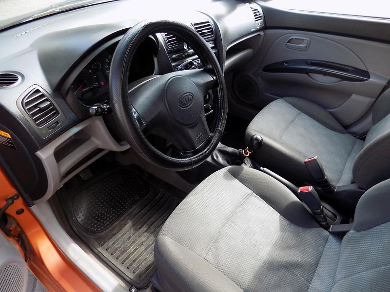 Kia Picanto (2005) 1.1  - fotka 9 z 13