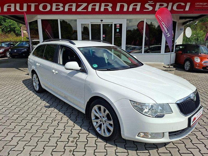 Škoda Superb (2012) 2.0TDI 125kW 6MAN 4X4 - fotka 2 z 27