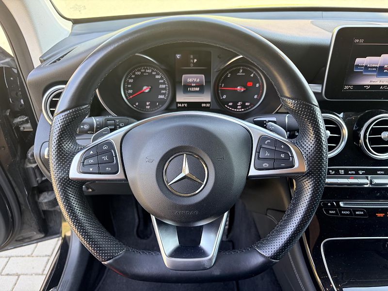 Mercedes-Benz GLC 220D 4MATIC - fotka 21 z 49