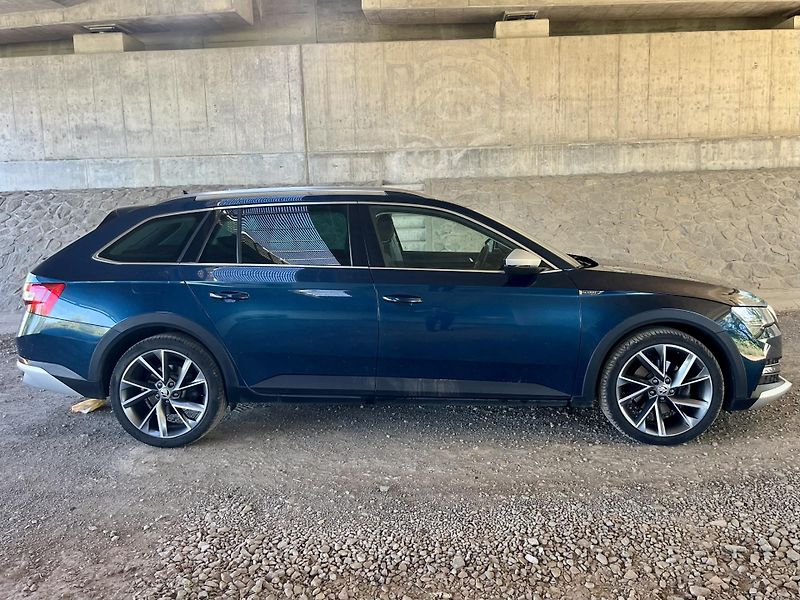 Škoda Superb (2020) 2.0 TDi Scout 4x4 DSG 140kW ČR - fotka 3 z 16
