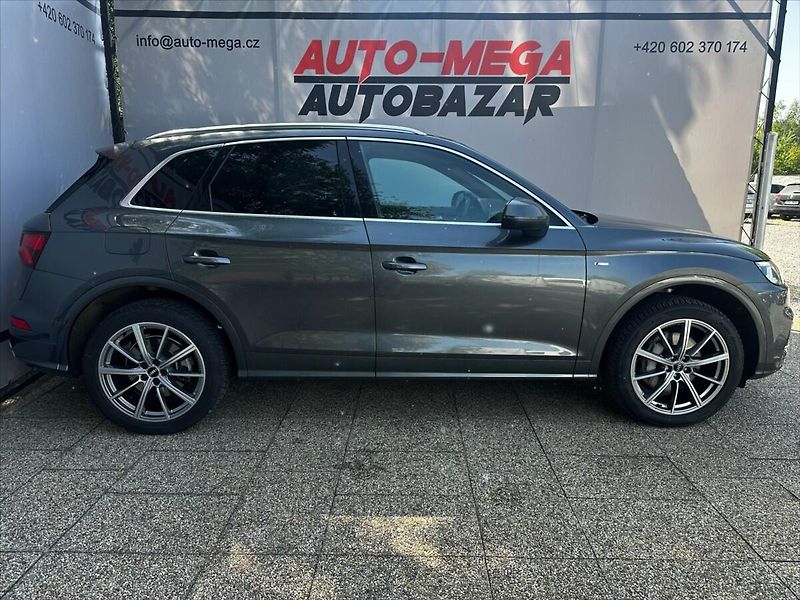 Audi Q5 2,0 TFSi 270kW-VIRTUAL-S Line - fotka 4 z 48