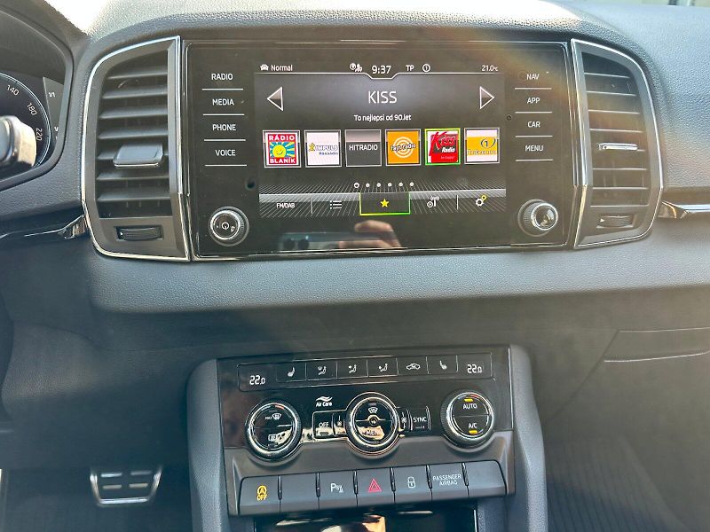 Škoda Karoq (2022) 1.5 TSI 110kW Style Exclusive - fotka 13 z 27