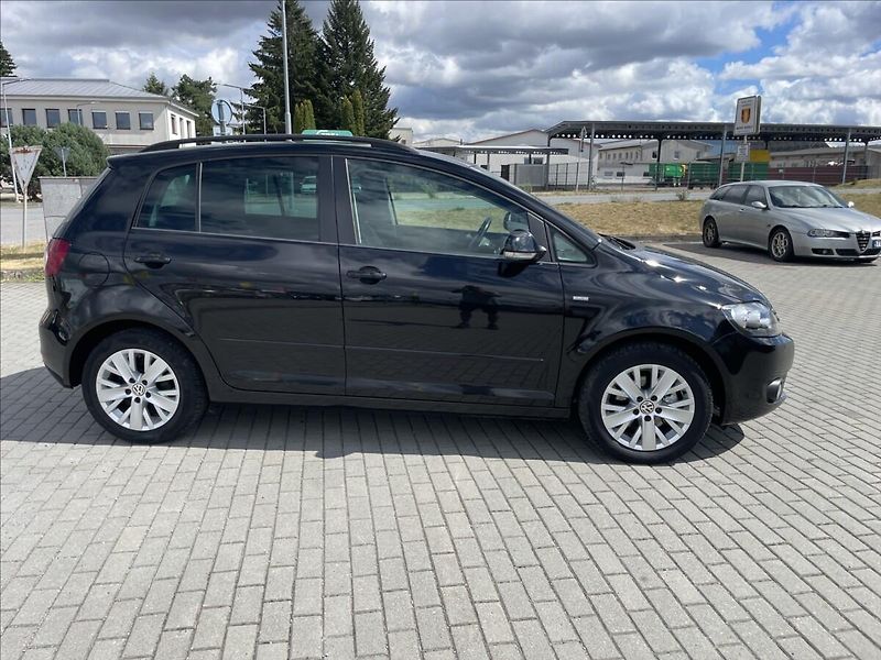 Volkswagen Golf Plus 1,6 TDi 77kw LIFE Klima Tempom - fotka 5 z 34