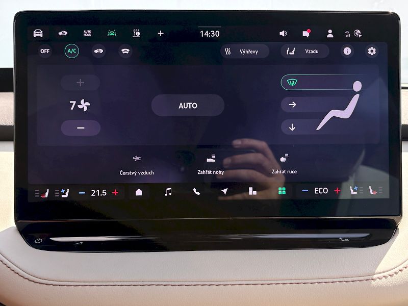 Škoda Enyaq (2025) 85 kWh / 210 kW / L&K - fotka 20 z 36