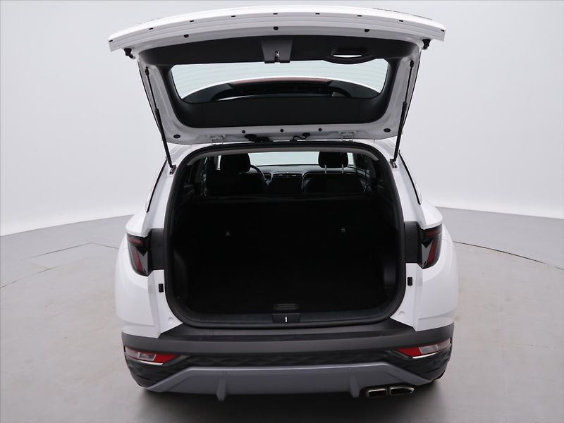 Hyundai Tucson 1,6 T-GDI MHEV 132kW 4x4 CZ DP - fotka 9 z 27