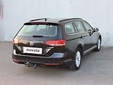 Volkswagen Passat (2017) 1.6 TDi, Comfortline, kamera - náhled 6