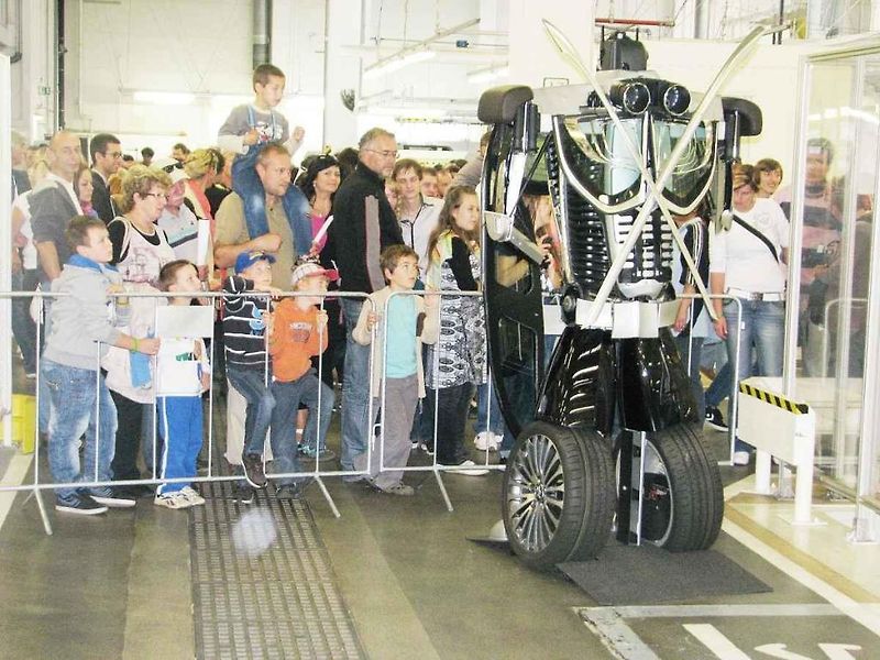Ze dne otevřených dveří v automobilce Škoda v Kvasinách