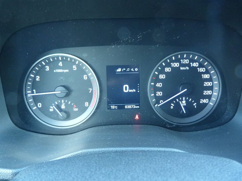 Hyundai Tucson 1.6 GDI Classic blue - fotka 23 z 26