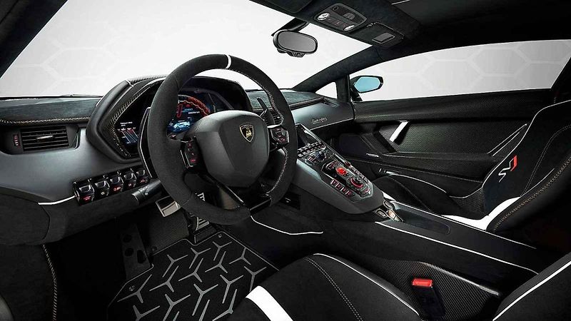 Lamborghini Aventador SVJ