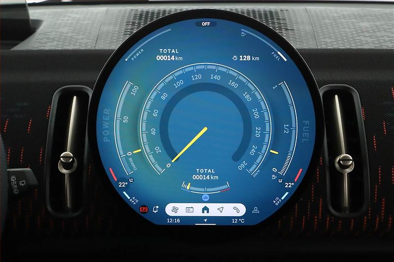 Mini Countryman (2025) S All4, JCW, HUD, Kamera, Navi - fotka 17 z 23