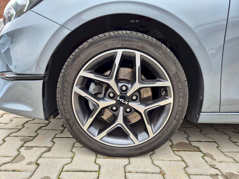 Kia Ceed (2025) SW TOP+Busines 1.5TGD-i 103kW - fotka 26 z 35