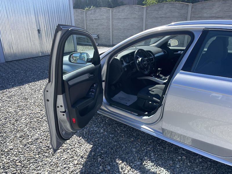 Audi A4 Avant 2.0TDi 120PS S-LINE AVANT TOP! - fotka 82 z 179
