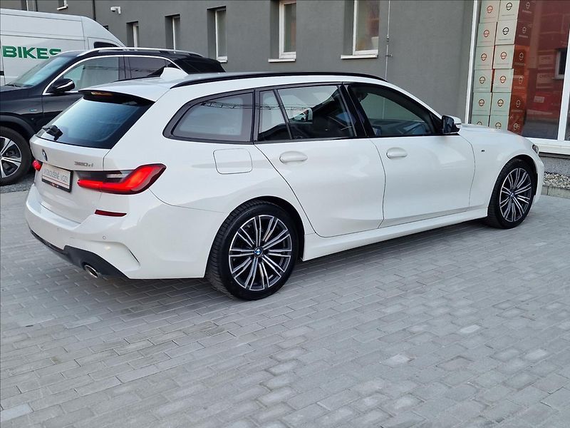 BMW Řada 3 320d xDrive,M Sport,ČR,1.Maj. - fotka 11 z 50