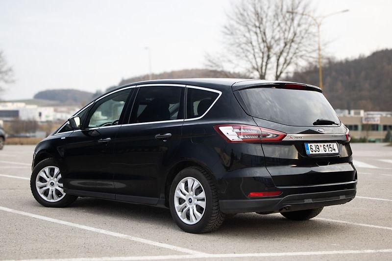 Ford S-MAX servisní knížka - fotka 7 z 36