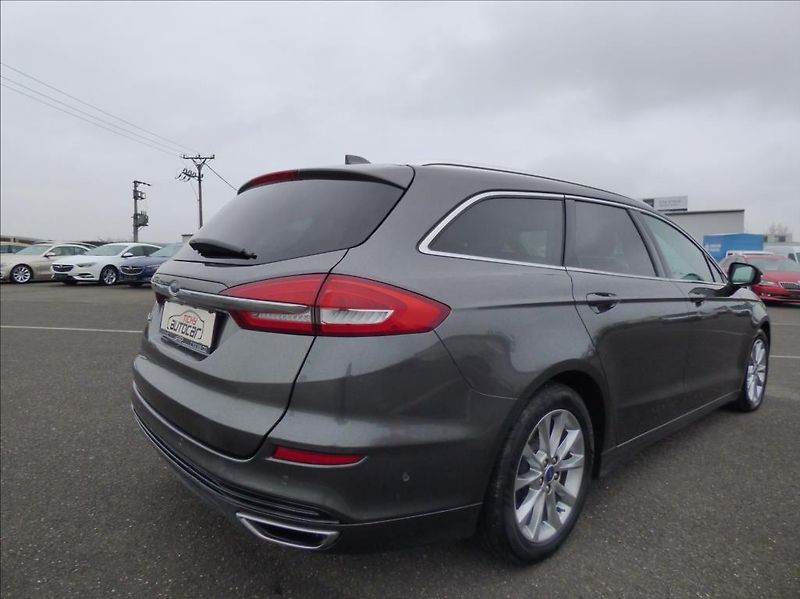 Ford Mondeo 2,0 EcoBlue,140kW,Navi,Keyless - fotka 4 z 58