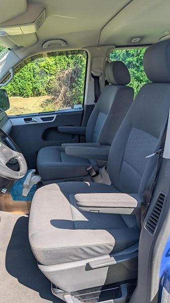 Volkswagen Multivan (2007) - fotka 19 z 39