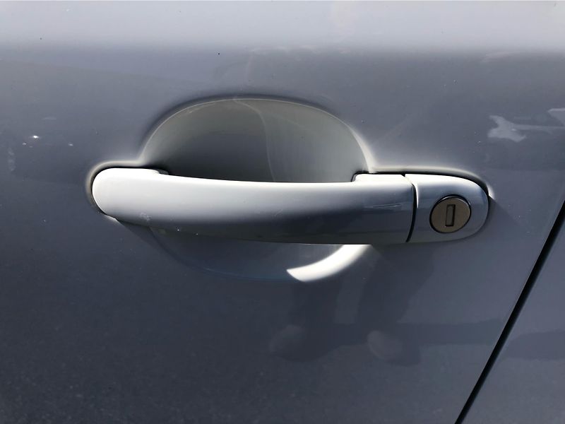 Škoda Fabia 1.2 TSi Ambiente - fotka 26 z 27