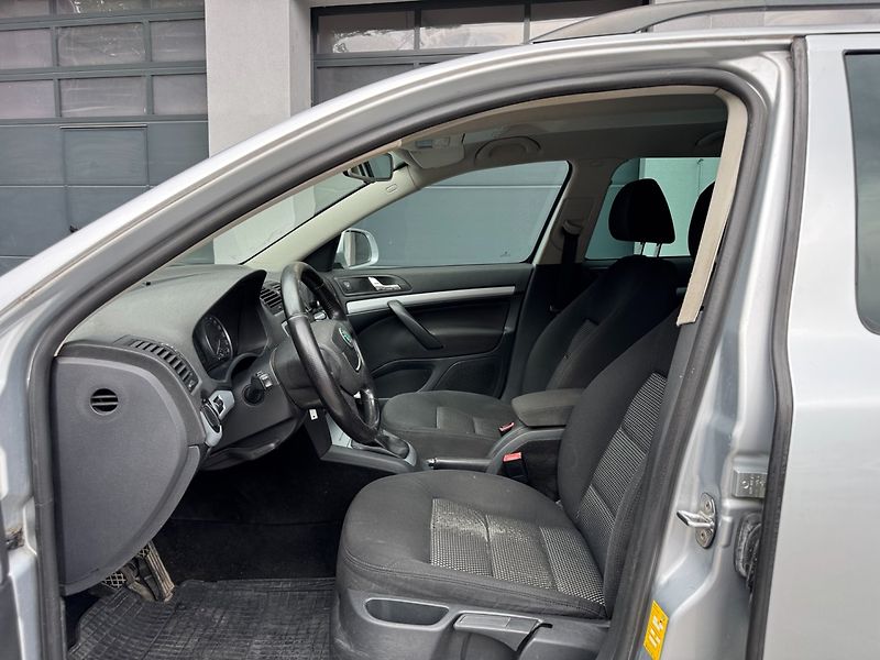 Škoda Octavia (2008) 2.0 TDi 4x4 Scout - fotka 9 z 25
