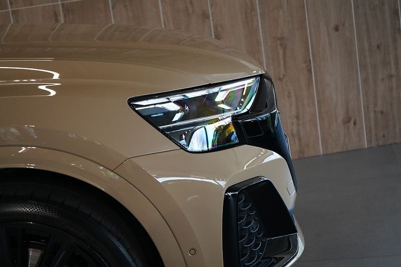 Audi Q8 TDI quattro 210 kW, S line - fotka 8 z 50