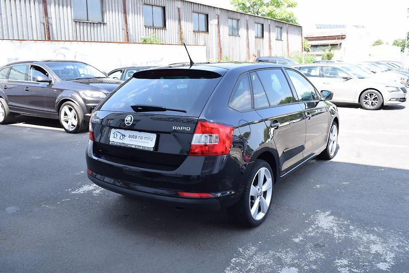 Škoda Rapid (2014) 1.2TSI 77kw ELEGANCE XEN ALU  - fotka 7 z 48
