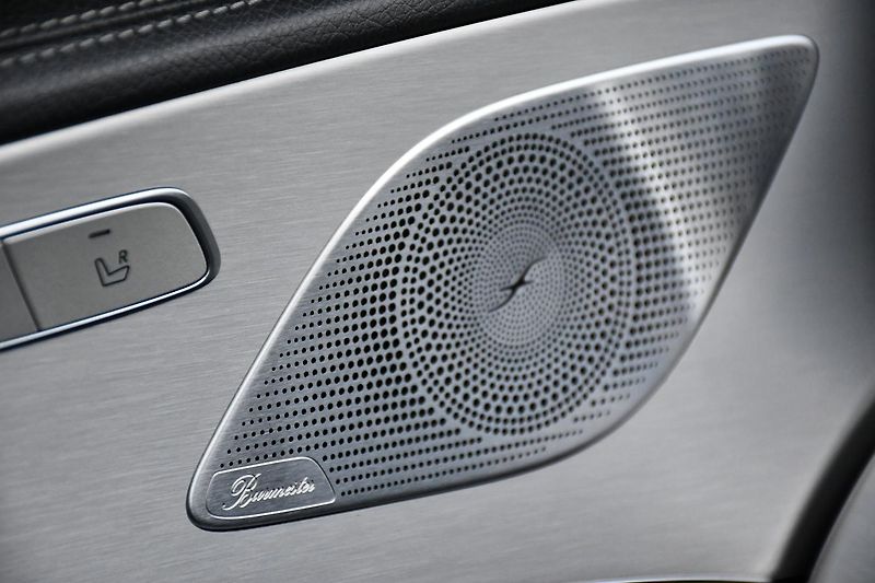 Mercedes-Benz CLS 350D AMG 4MATIC - fotka 32 z 43