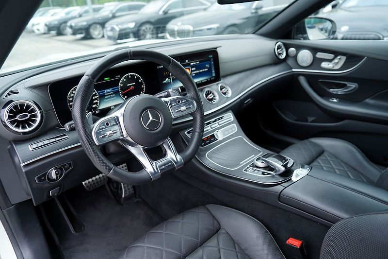Mercedes-Benz Třídy E E 53 AMG 4Matic+/440PS - fotka 28 z 50