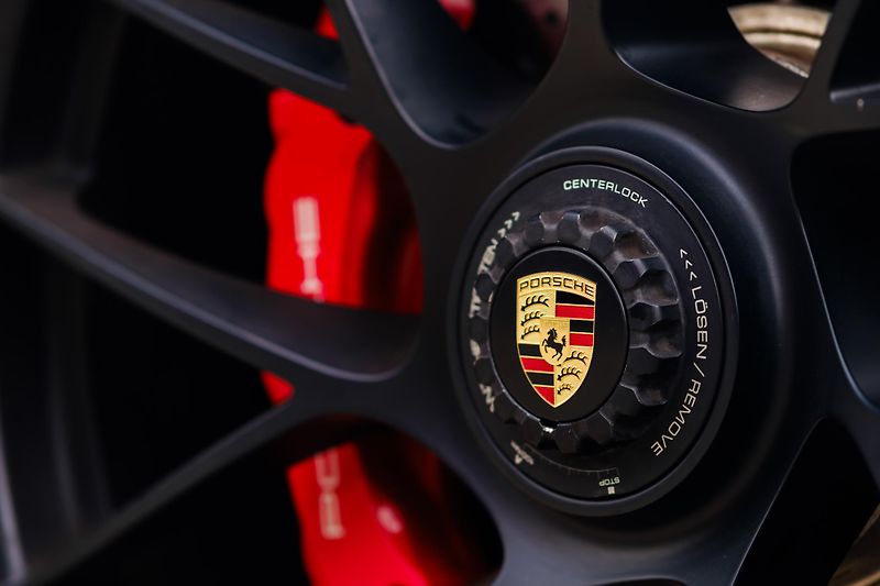 Porsche 911 Carrera 4 GTS Lift 331kWCabrio - fotka 51 z 52