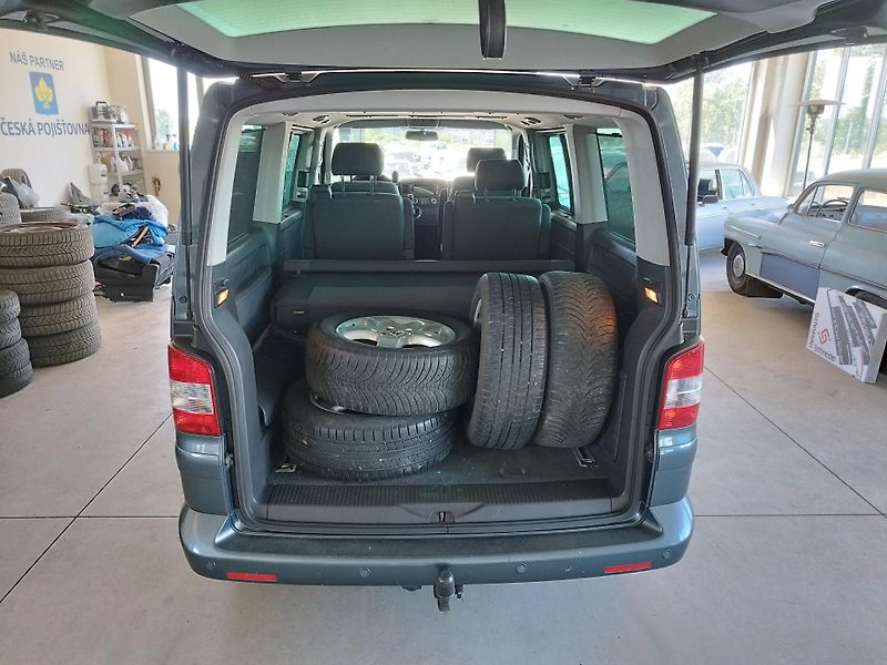 Volkswagen Multivan (2006) TDI,96KW,7MÍST,ALU,TAŽNÝ - fotka 7 z 21