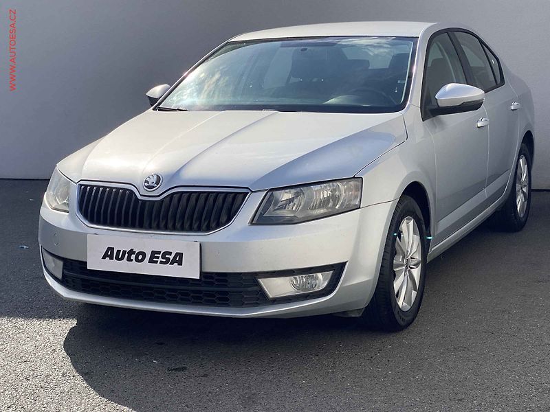 Škoda Octavia (2016) 1.6 TDi, 1.maj,ČR, Ambition - fotka 3 z 17