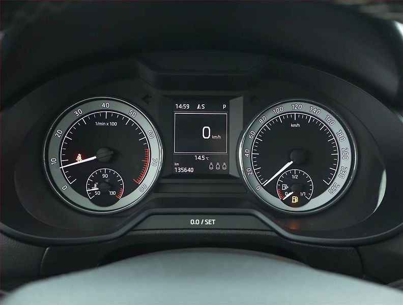 Škoda Octavia (2016) 1.4 TSI, Automat, Serv.kniha - fotka 11 z 16