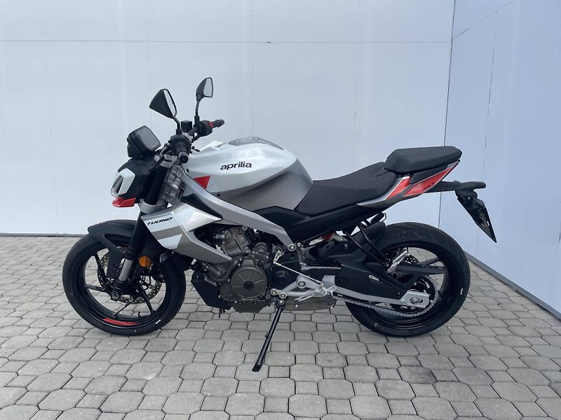 Aprilia (2025) Tuono 457 EU5+ - fotka 6 z 11