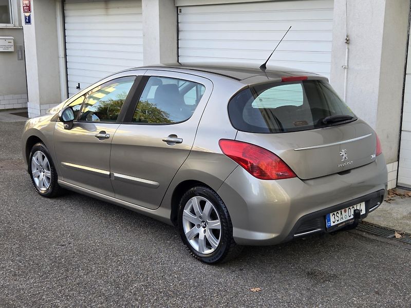Peugeot 308 (2001) 1.6i 88Kw LPG Tažné  - fotka 4 z 27