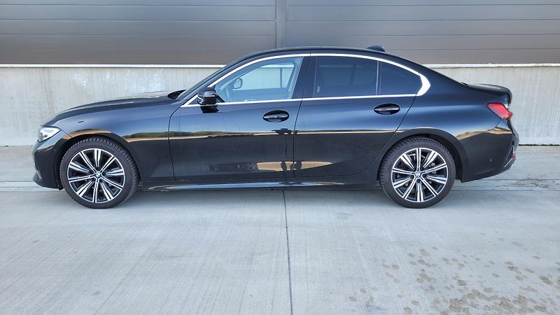 BMW Řada 3 320D XDRIVE  - fotka 5 z 23