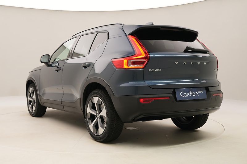 Volvo XC40 (2026) B3 AUT DARK ULTRA  - fotka 10 z 61